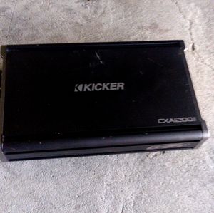 Kicker cxa1200.1 amplifier